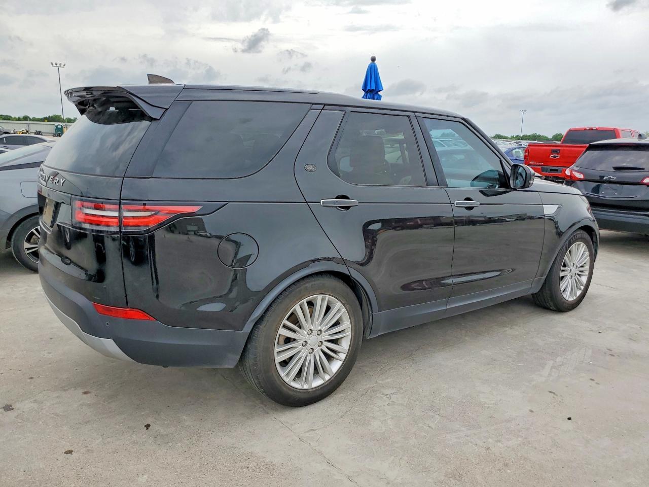 2017 LAND ROVER Discovery