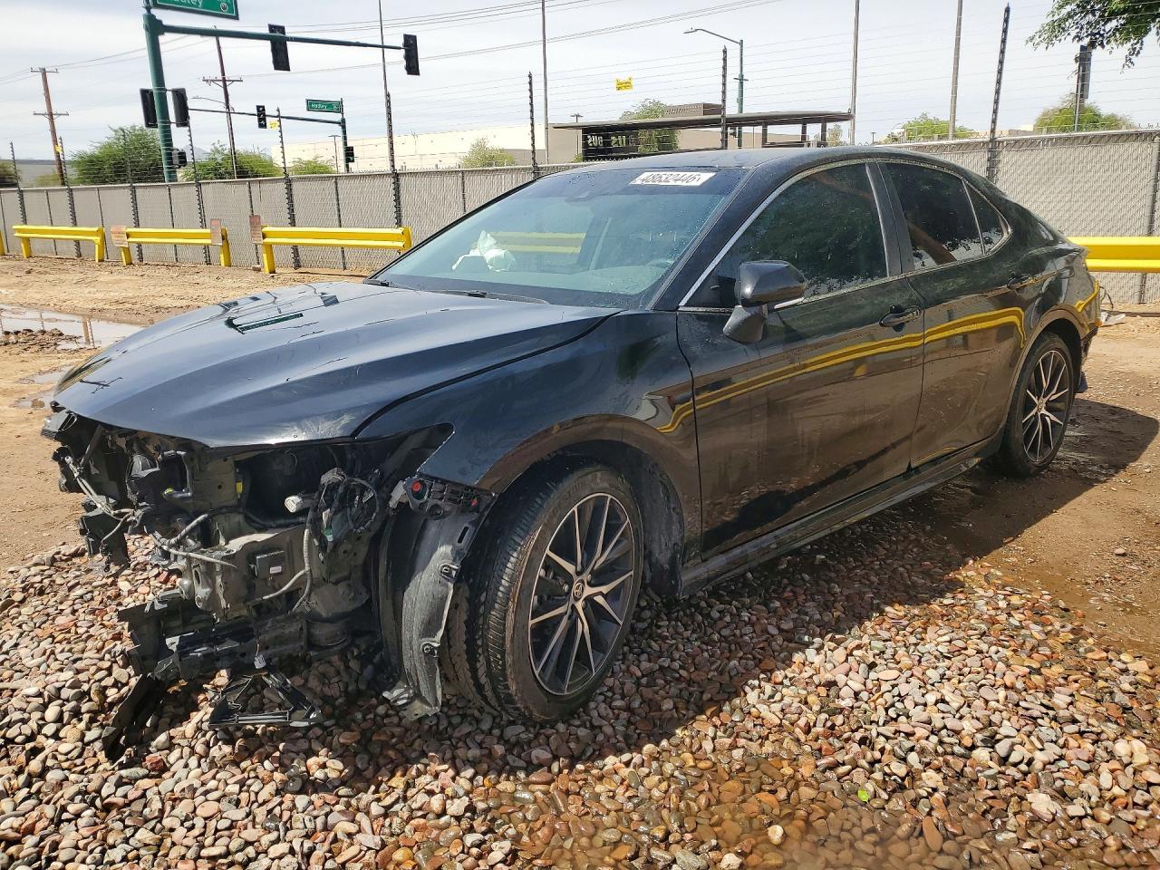 2024 TOYOTA CAMRY