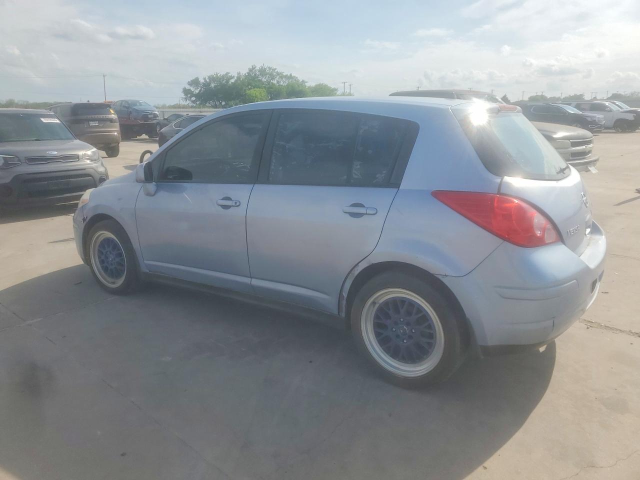 2009 NISSAN VERSA