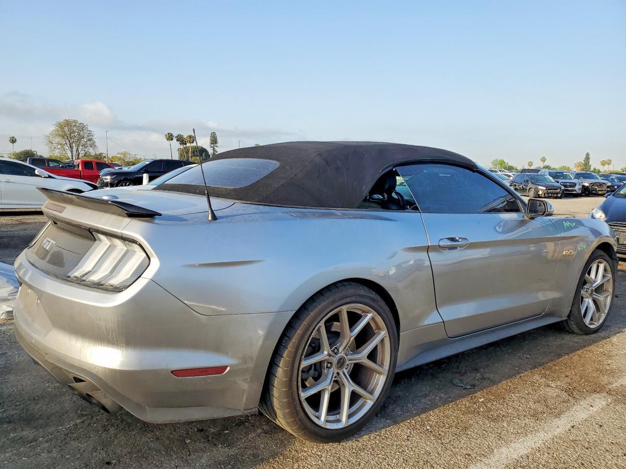 2020 FORD MUSTANG