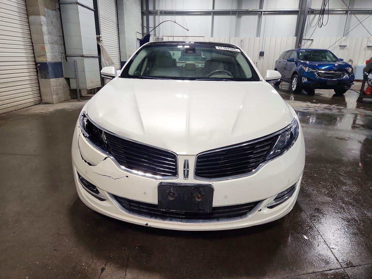 2016 LINCOLN MKZ