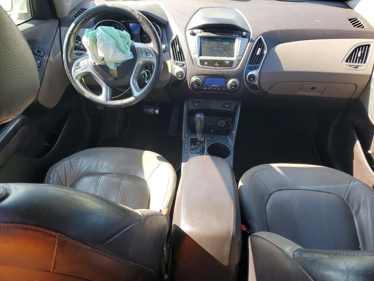 2012 HYUNDAI TUCSON