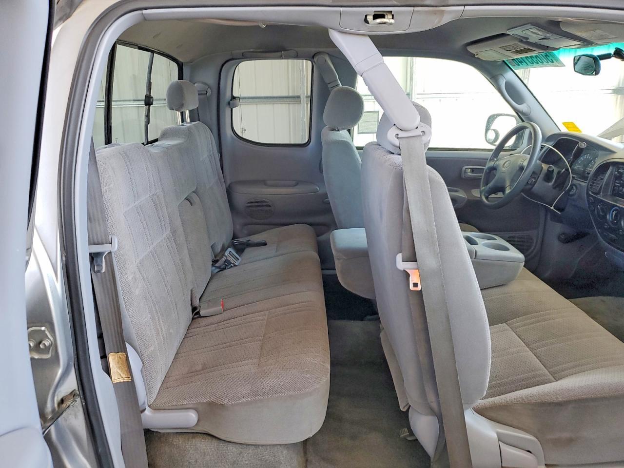 2002 TOYOTA TUNDRA