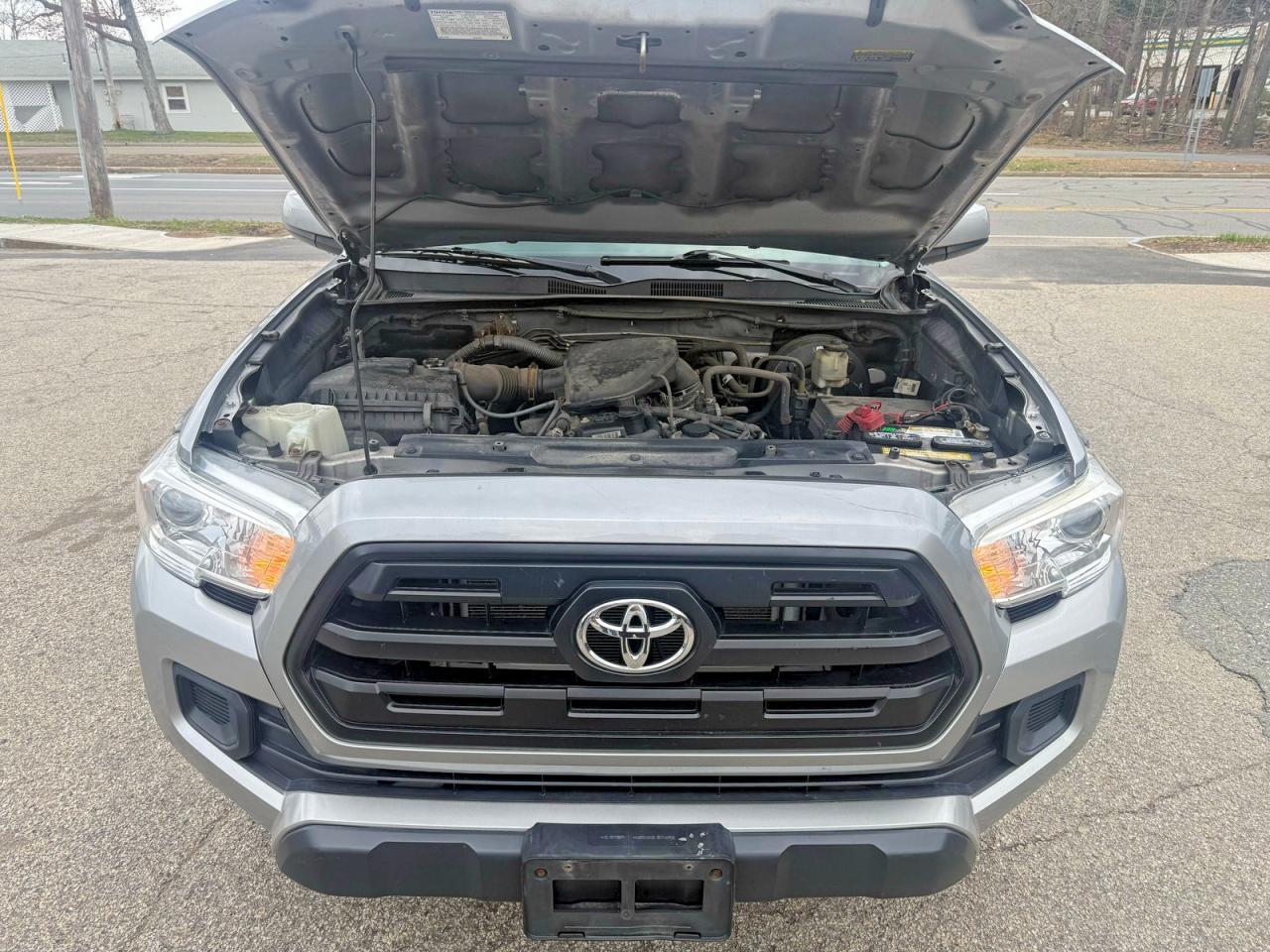2016 TOYOTA TACOMA