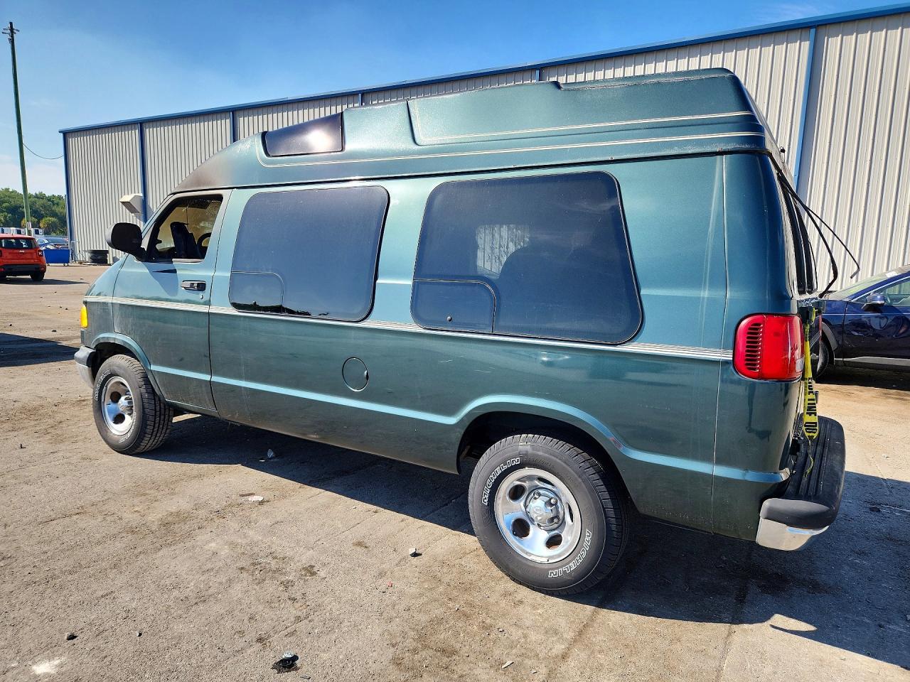 2000 DODGE RAM VAN
