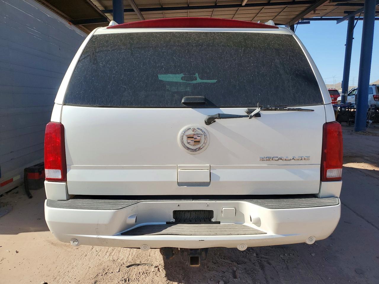 2005 CADILLAC ESCALADE