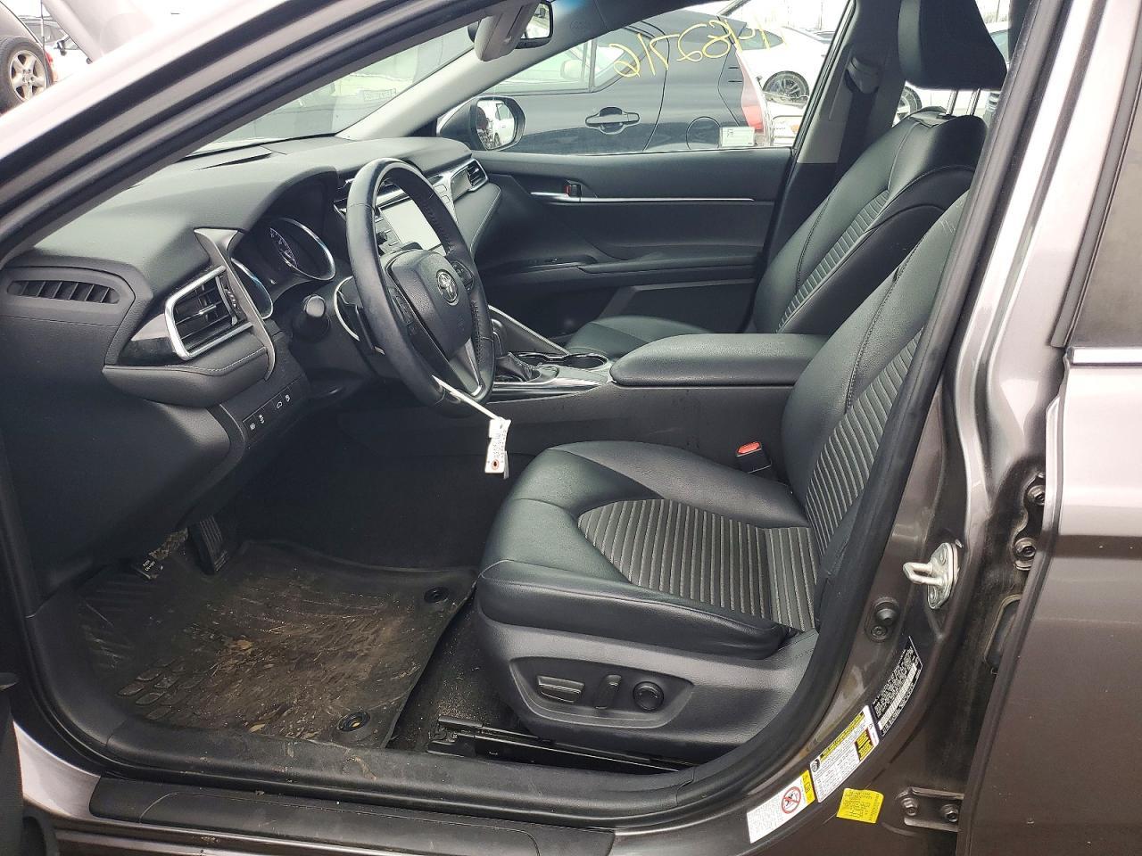 2018 TOYOTA CAMRY
