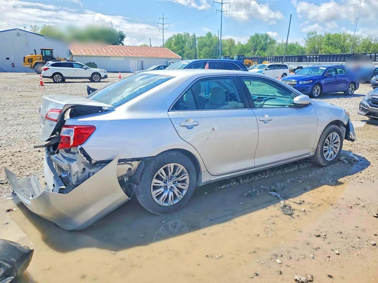2014 TOYOTA CAMRY