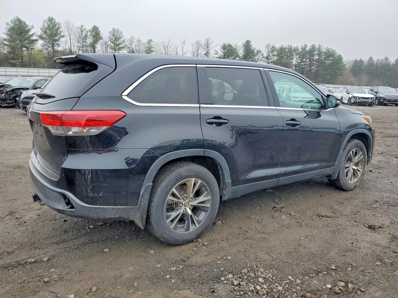 2019 TOYOTA HIGHLANDER