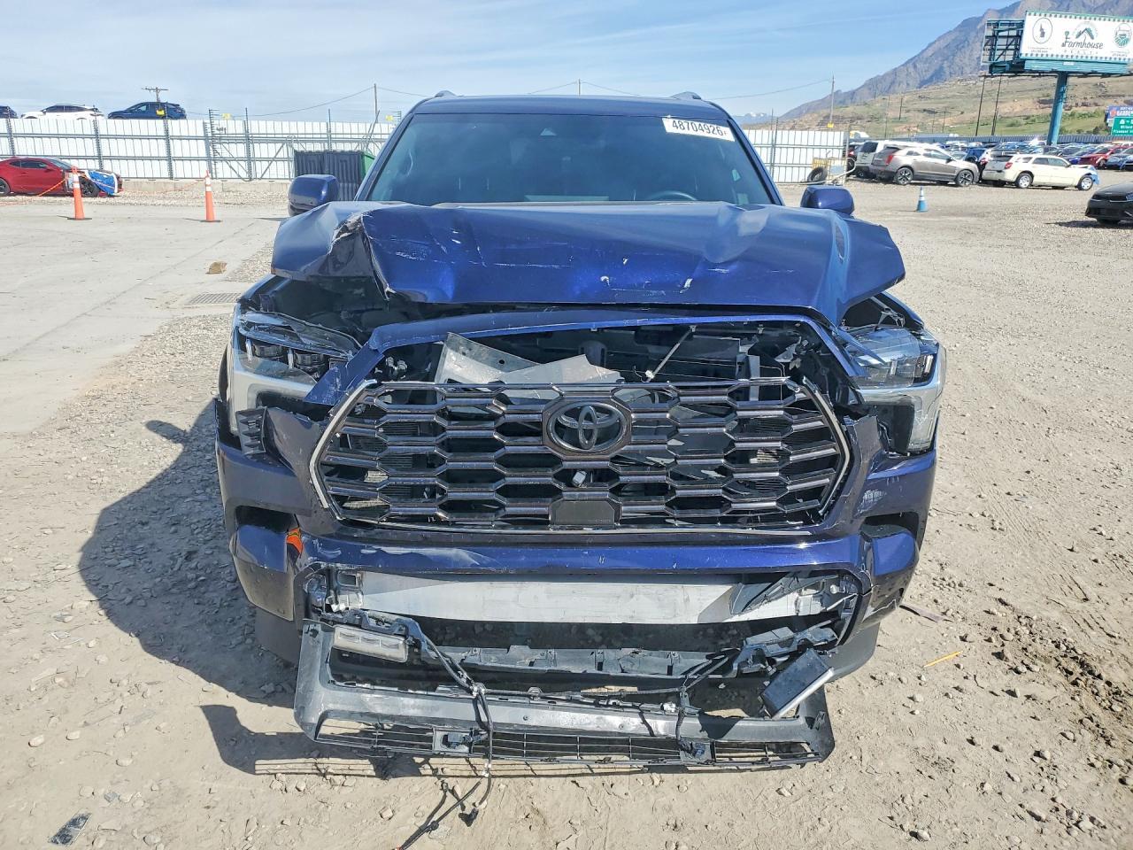 2024 TOYOTA Sequoia