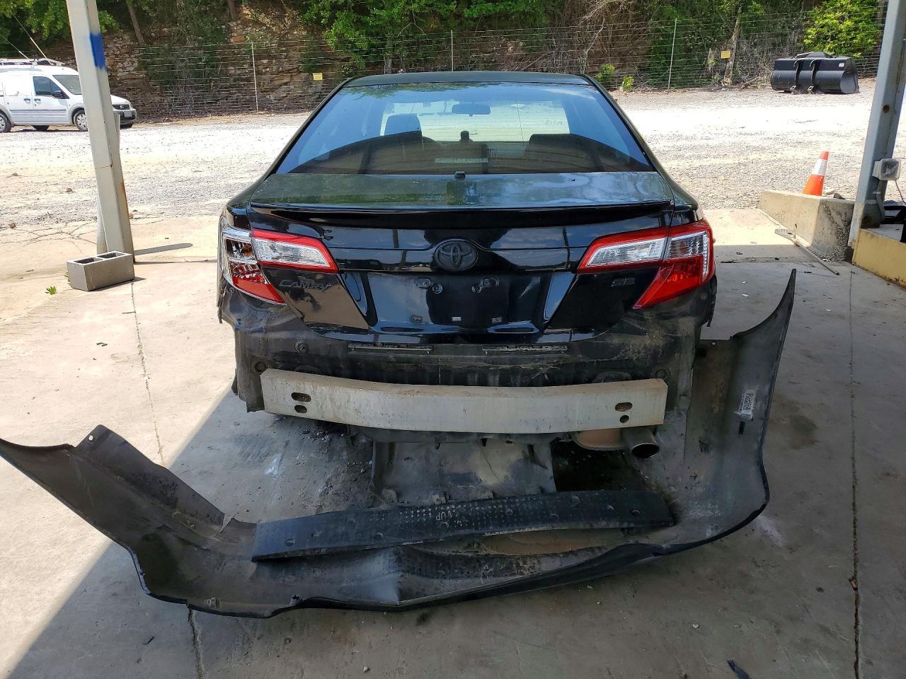 2014 TOYOTA CAMRY