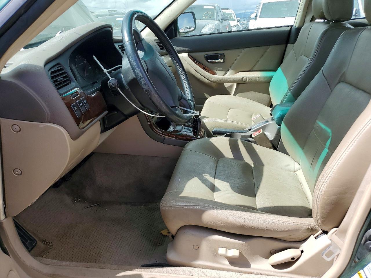 2002 SUBARU Legacy