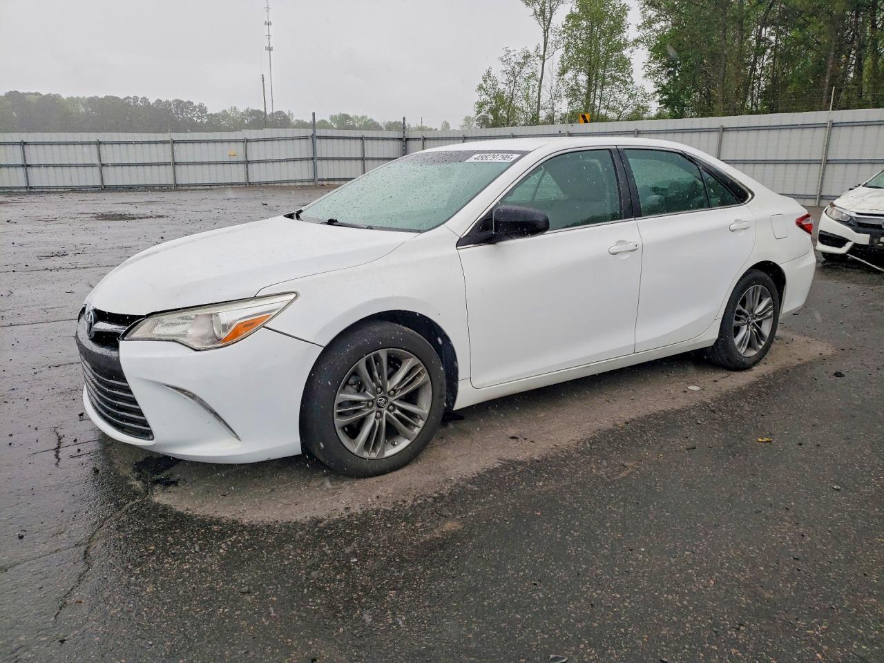 2017 TOYOTA CAMRY