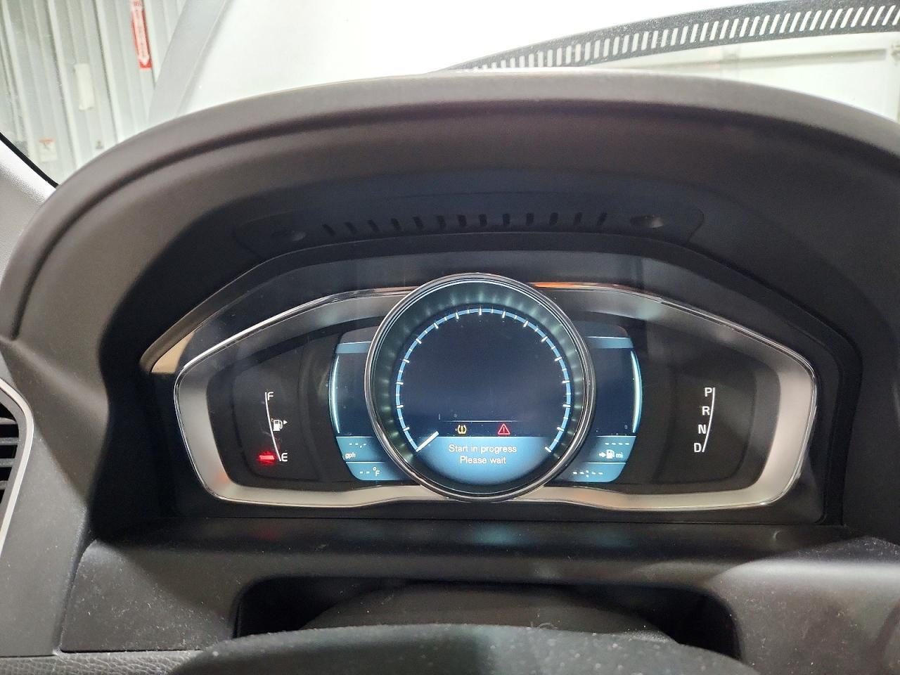 2014 VOLVO XC60