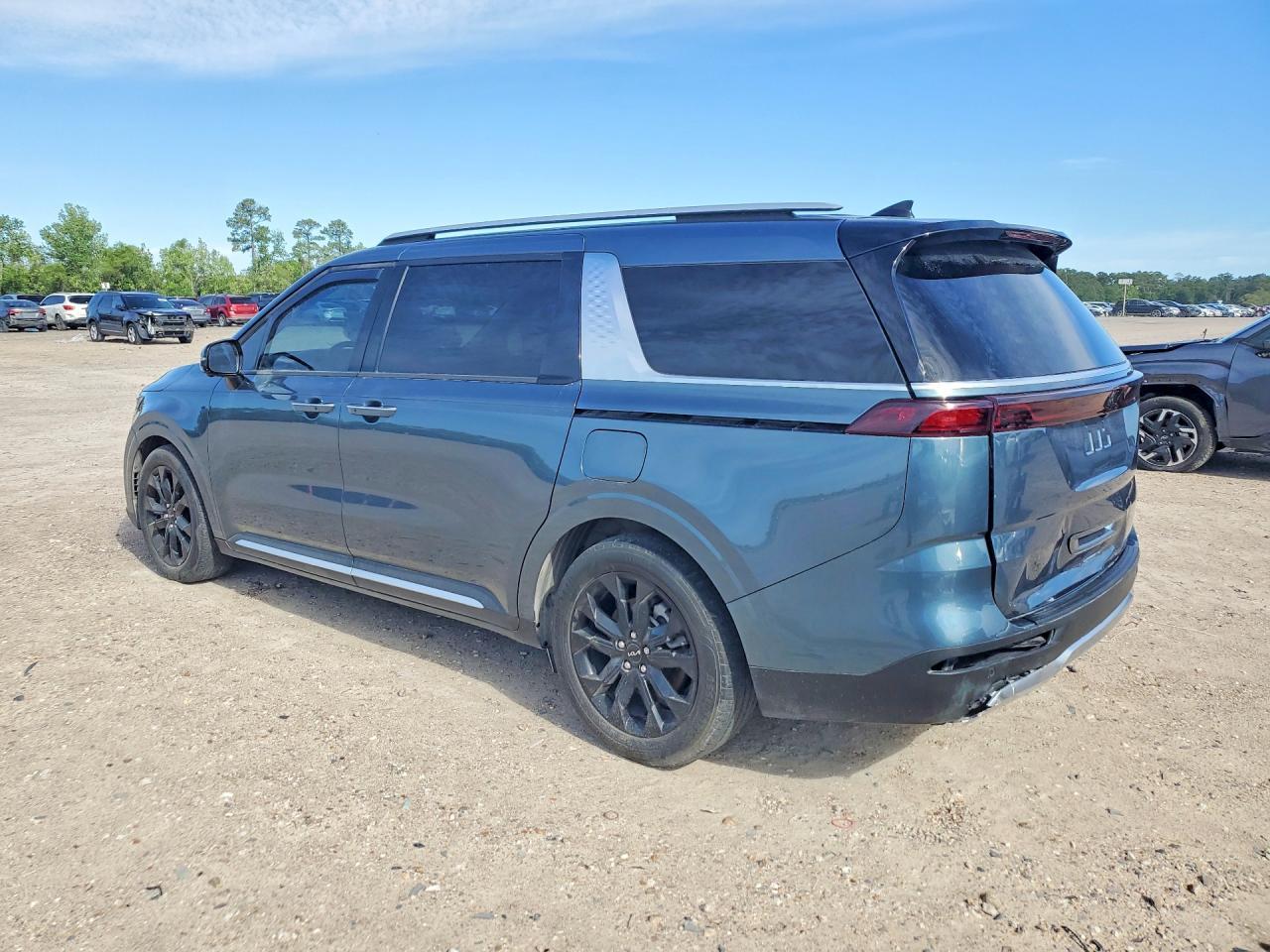 2022 KIA Carnival