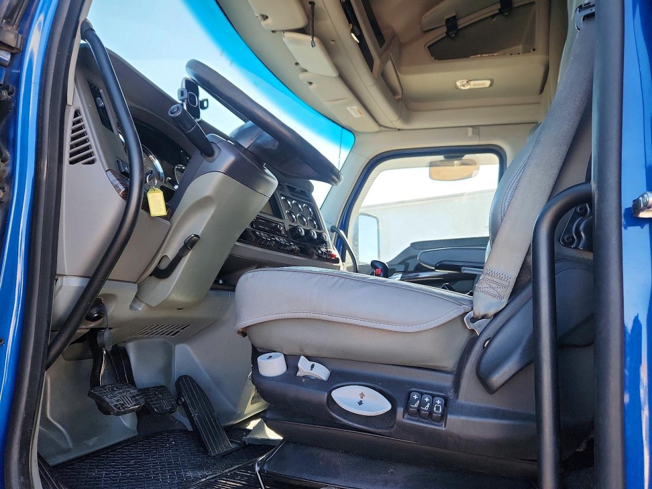 2016 KENWORTH T680