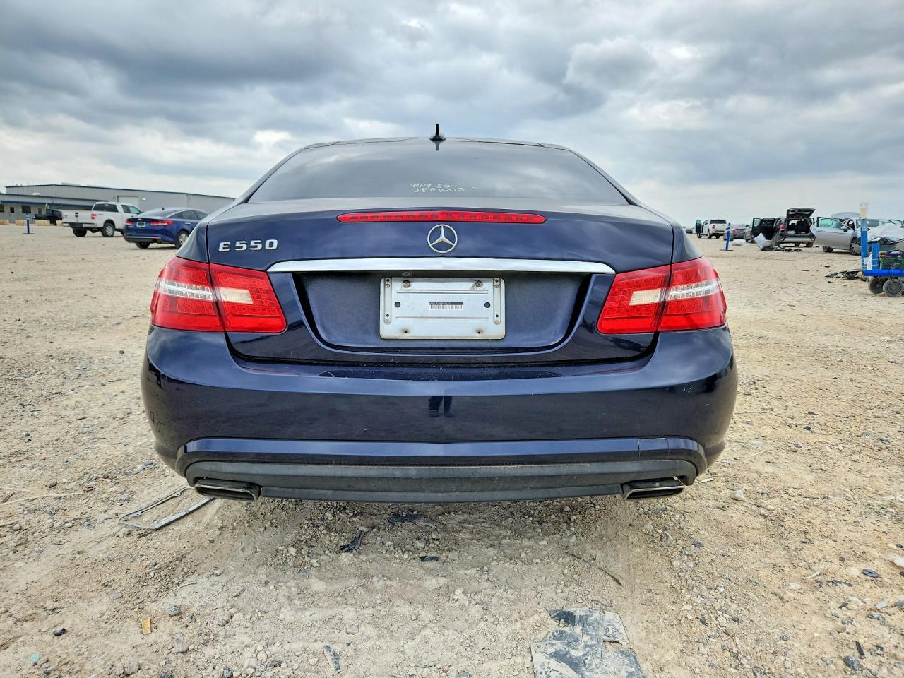 2011 MERCEDES-BENZ E-Class