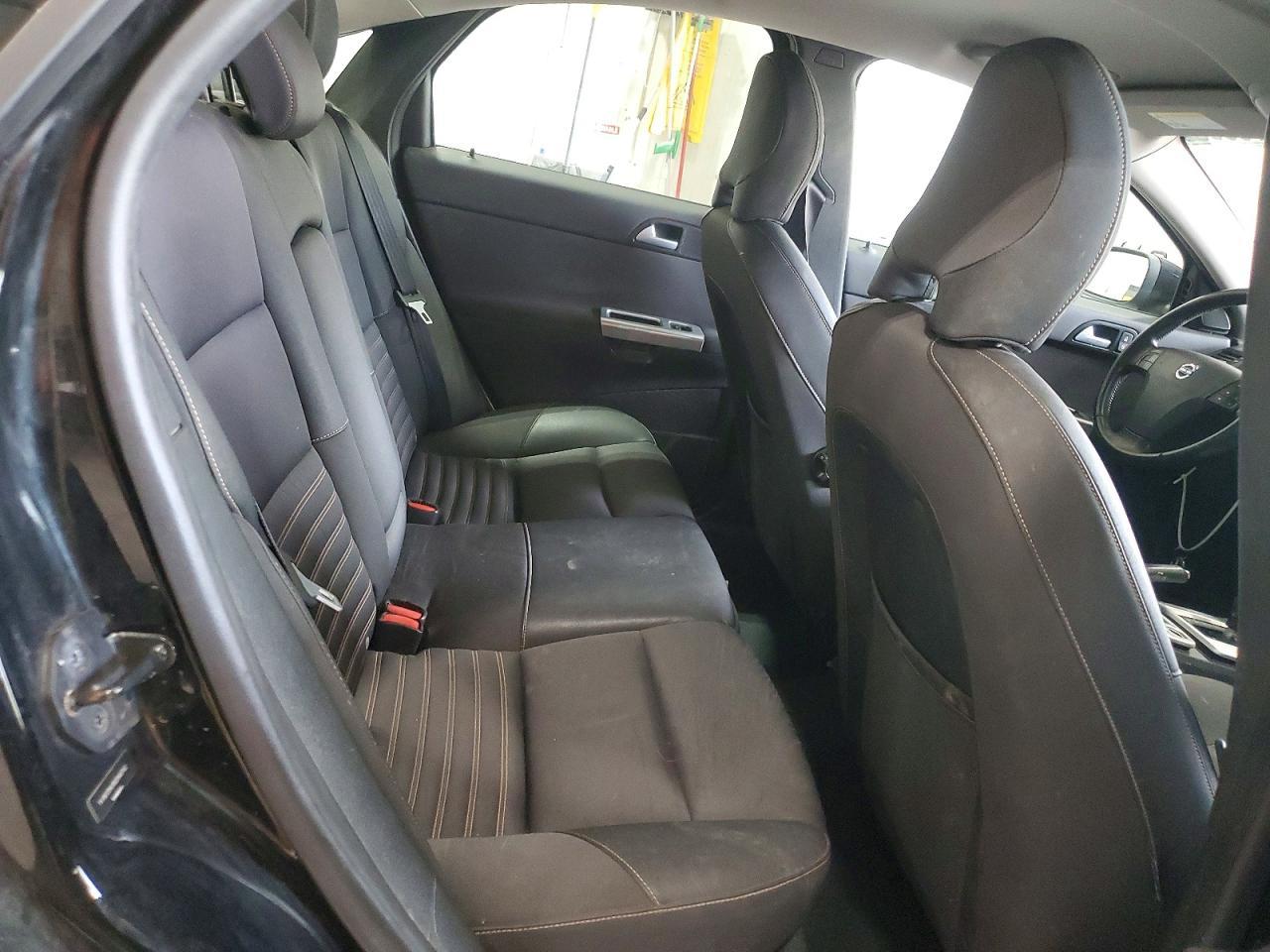2011 VOLVO S40
