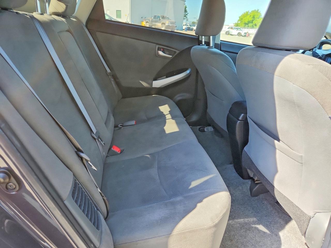 2015 TOYOTA PRIUS