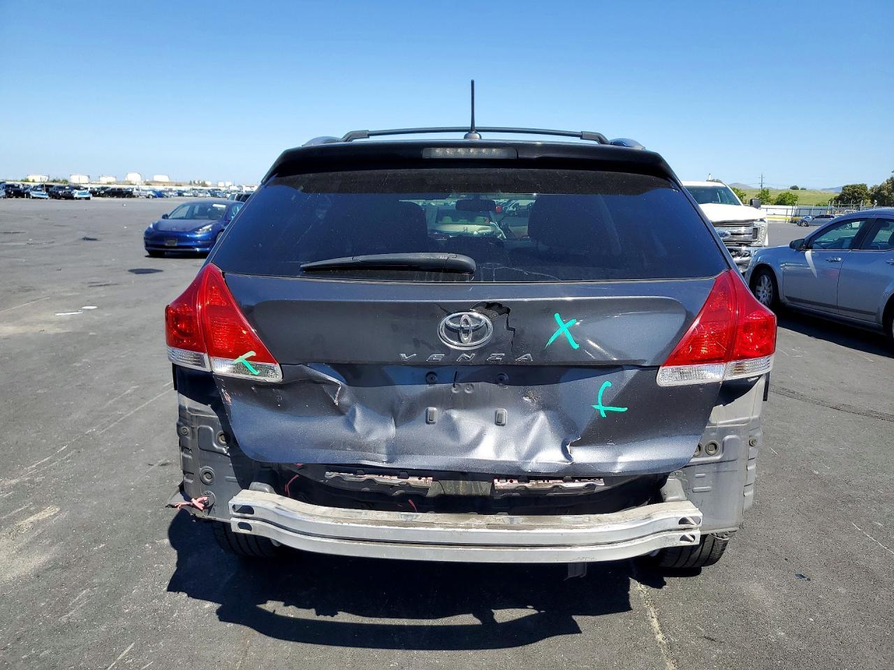 2011 TOYOTA VENZA