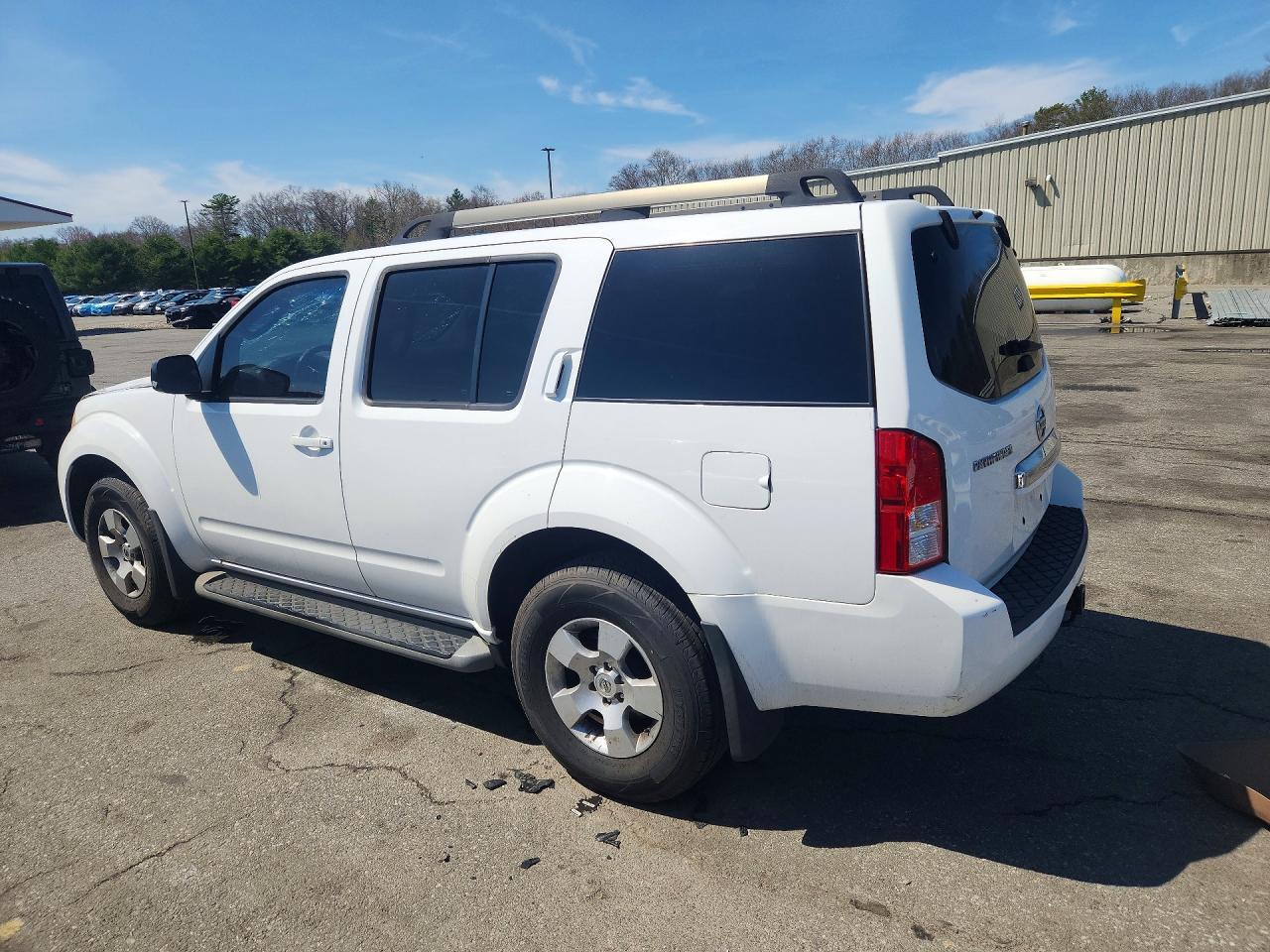 2012 NISSAN PATHFINDER
