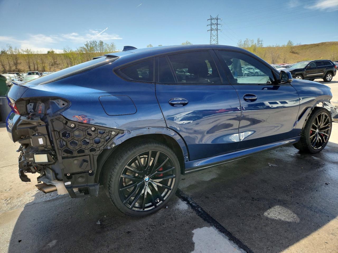 2022 BMW X6