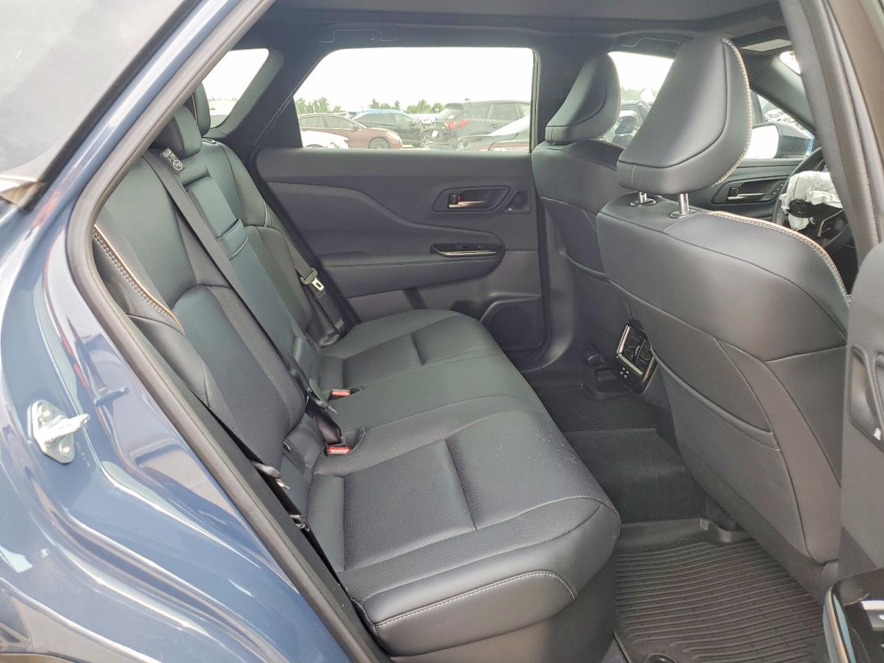 2025 TOYOTA Crown