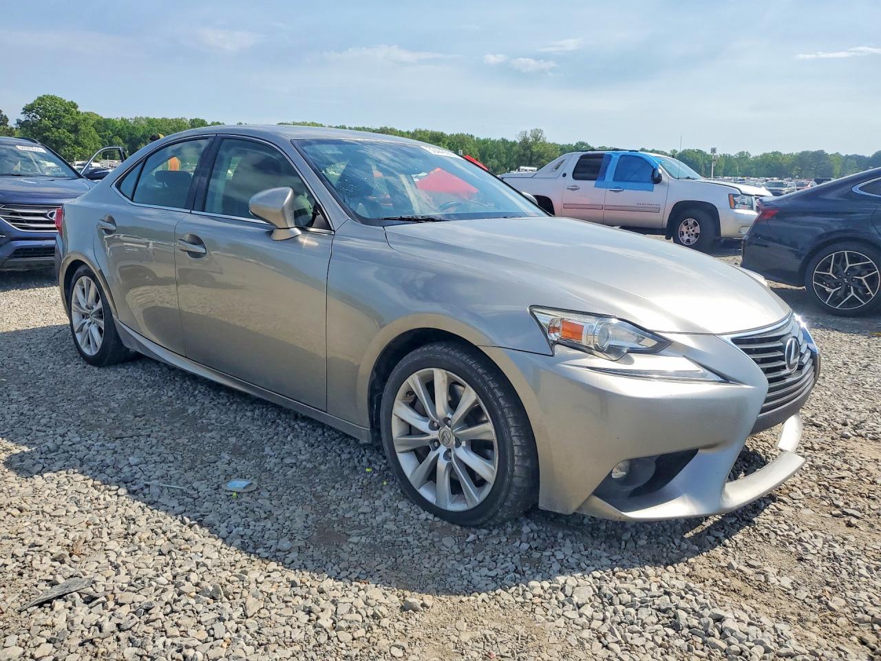 2016 LEXUS IS 200t