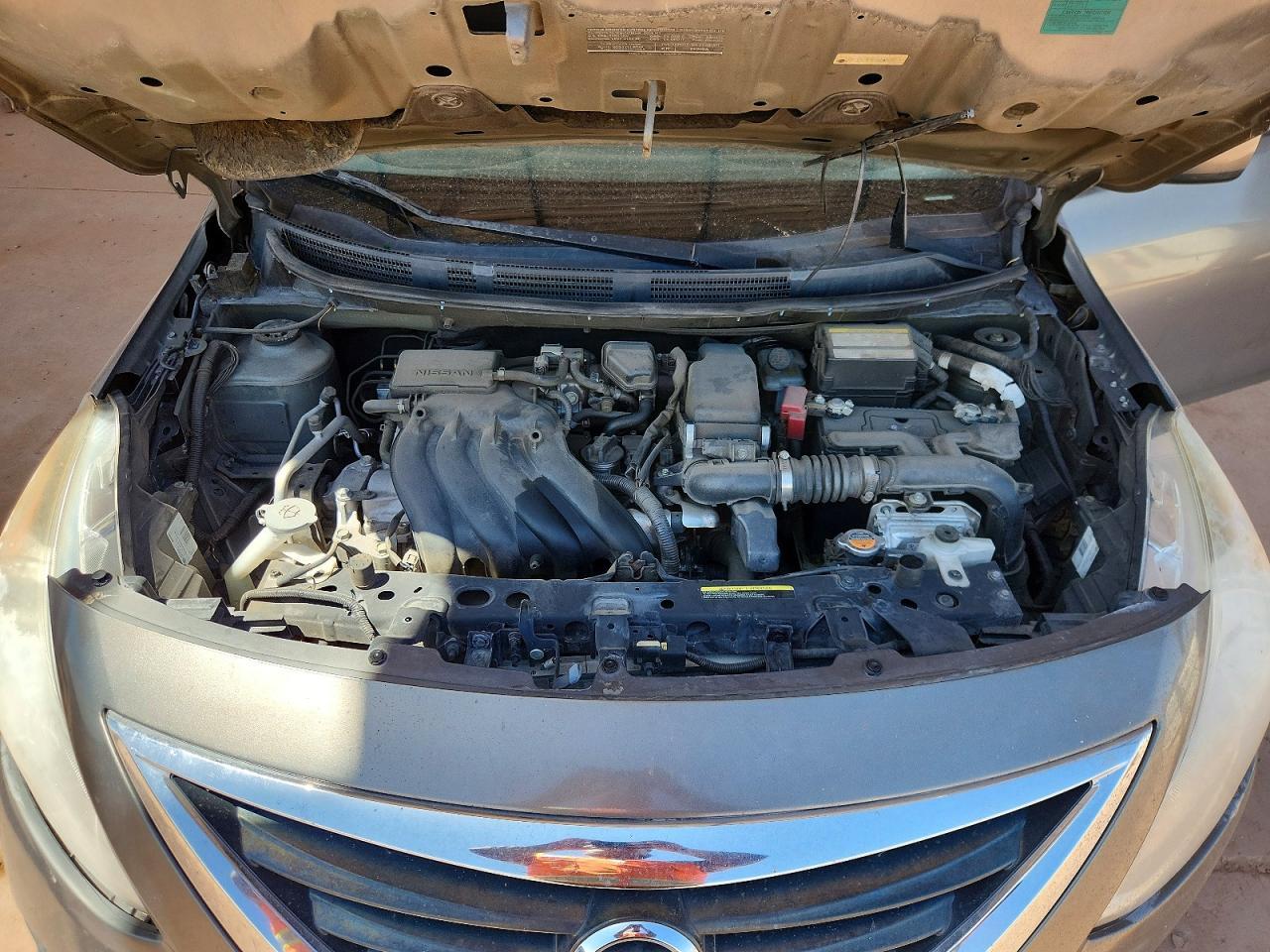 2016 NISSAN VERSA