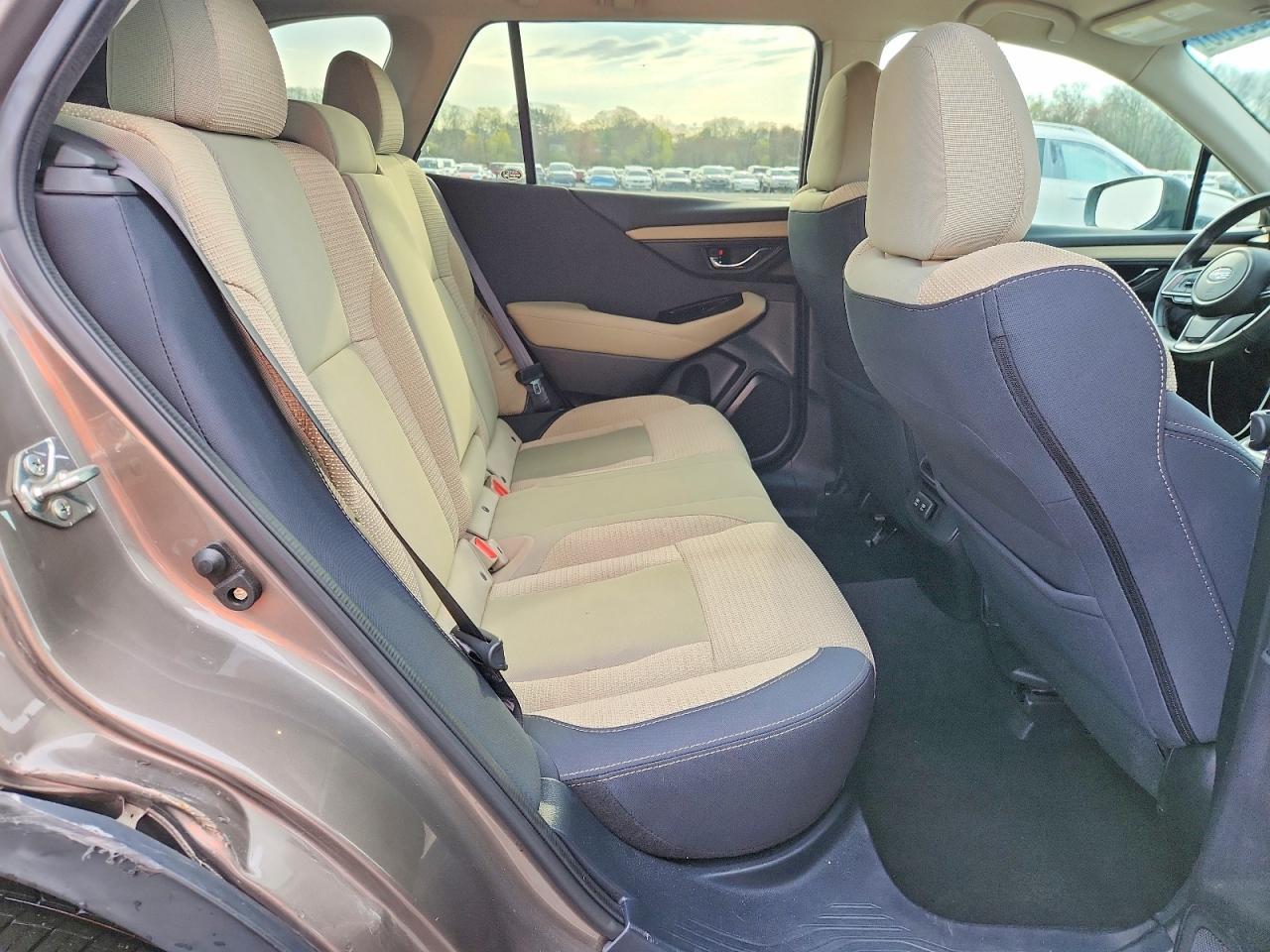 2021 SUBARU Outback