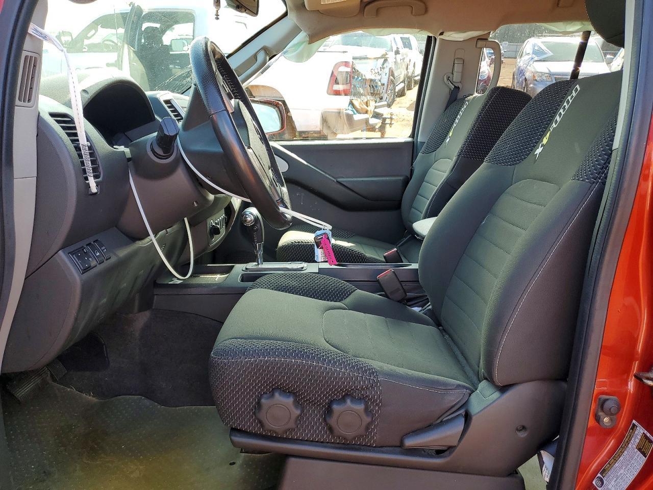 2014 NISSAN Frontier