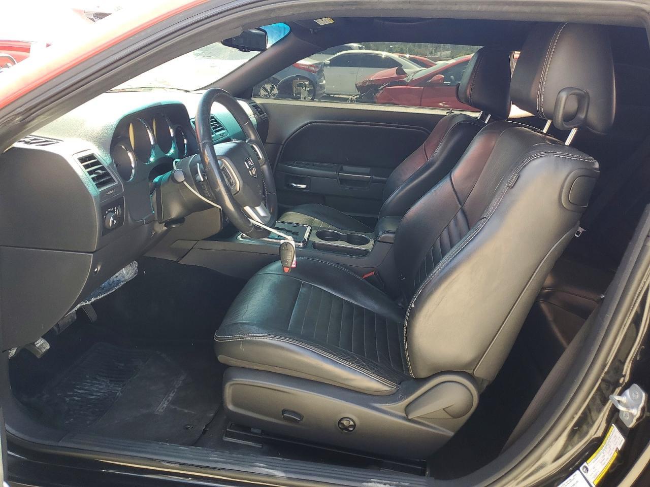 2014 DODGE Challenger