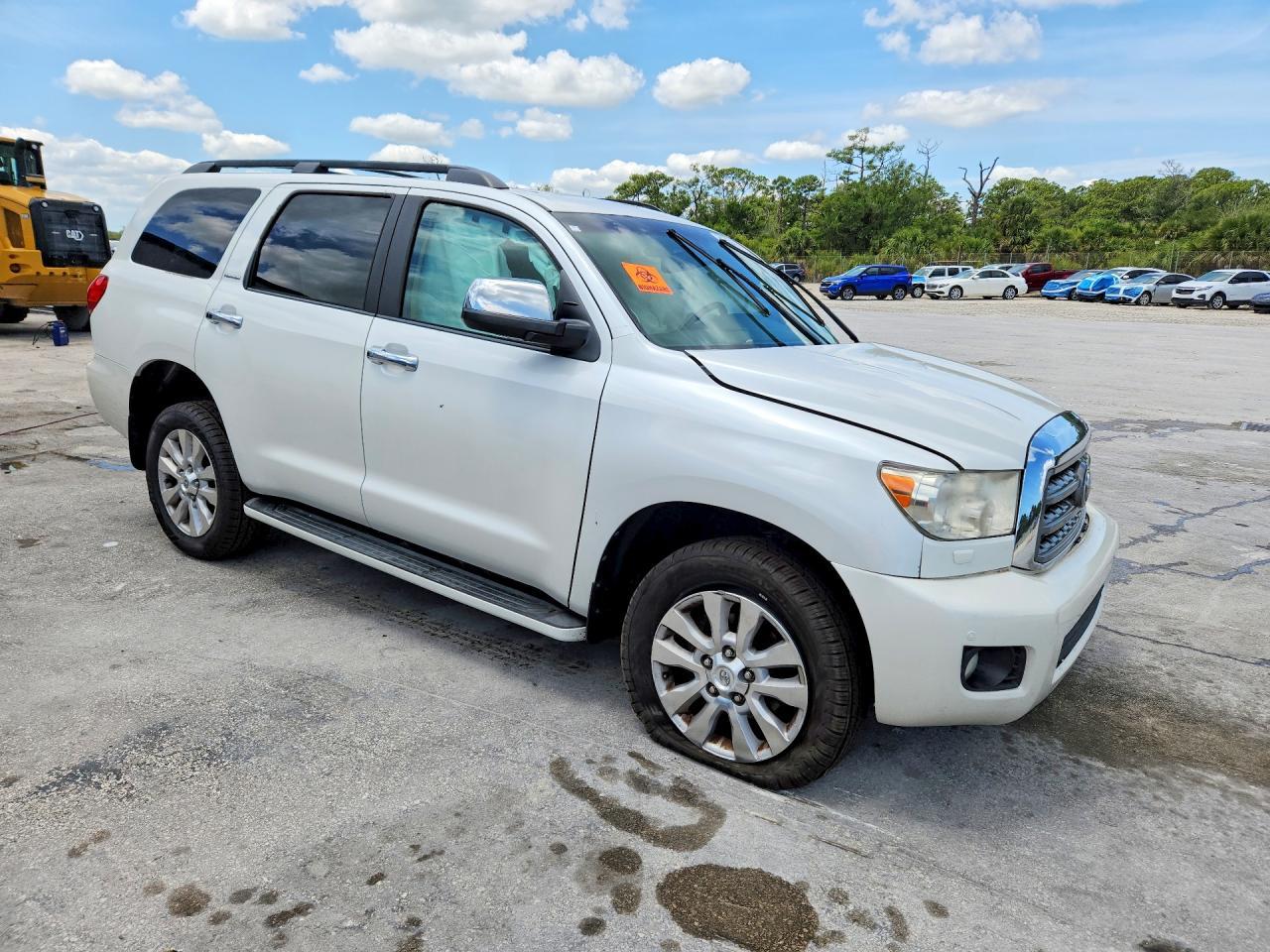2017 TOYOTA Sequoia