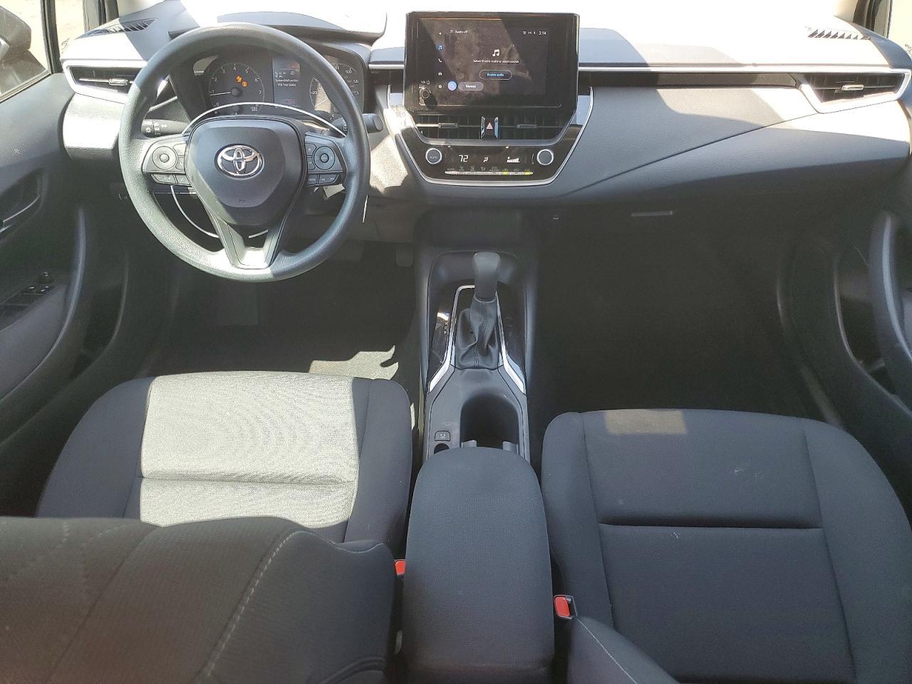 2025 TOYOTA COROLLA