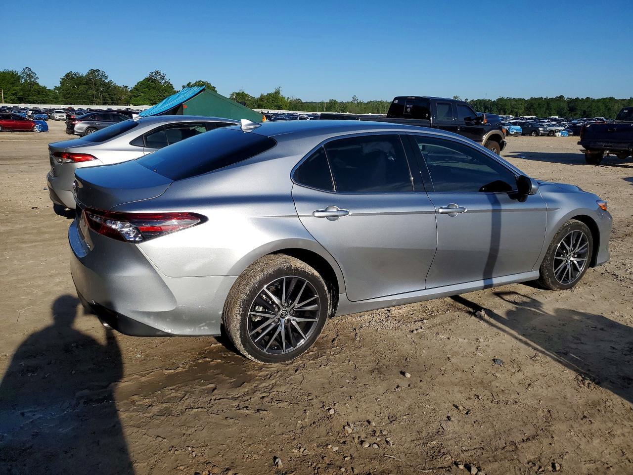 2023 TOYOTA CAMRY
