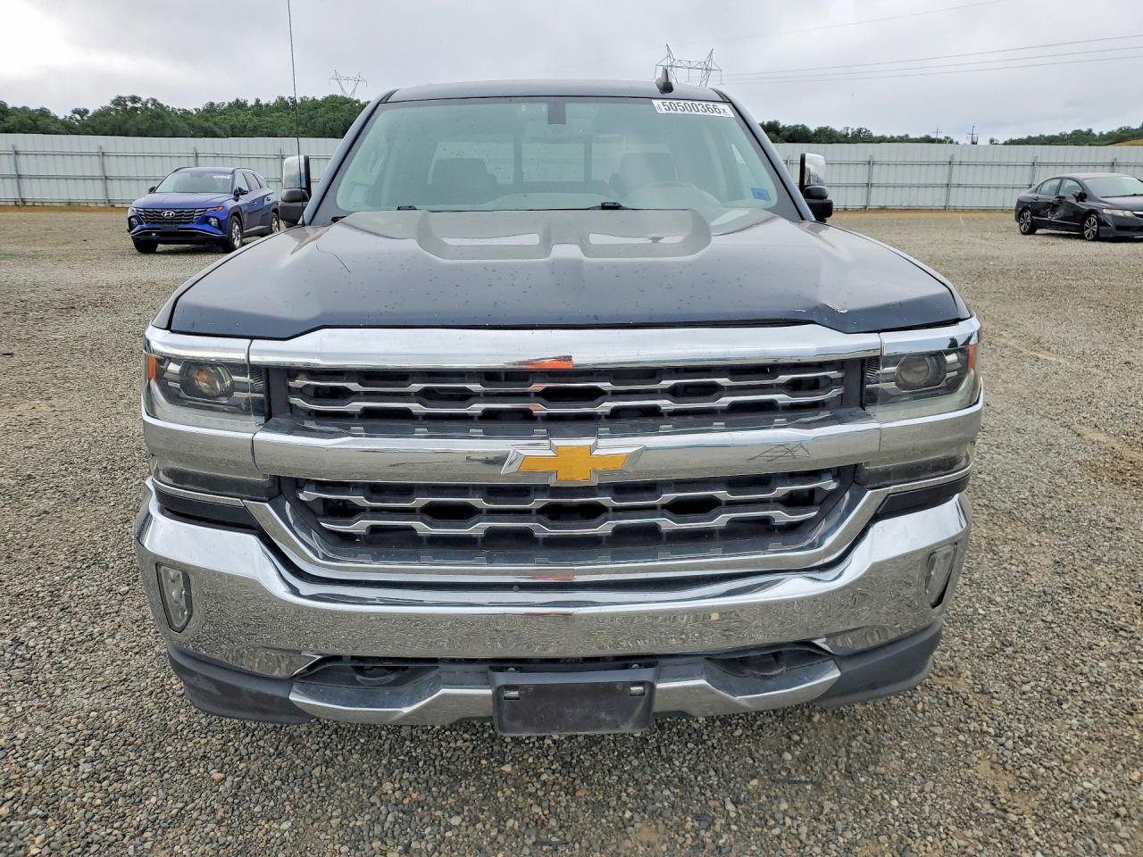 2018 CHEVROLET Silverado