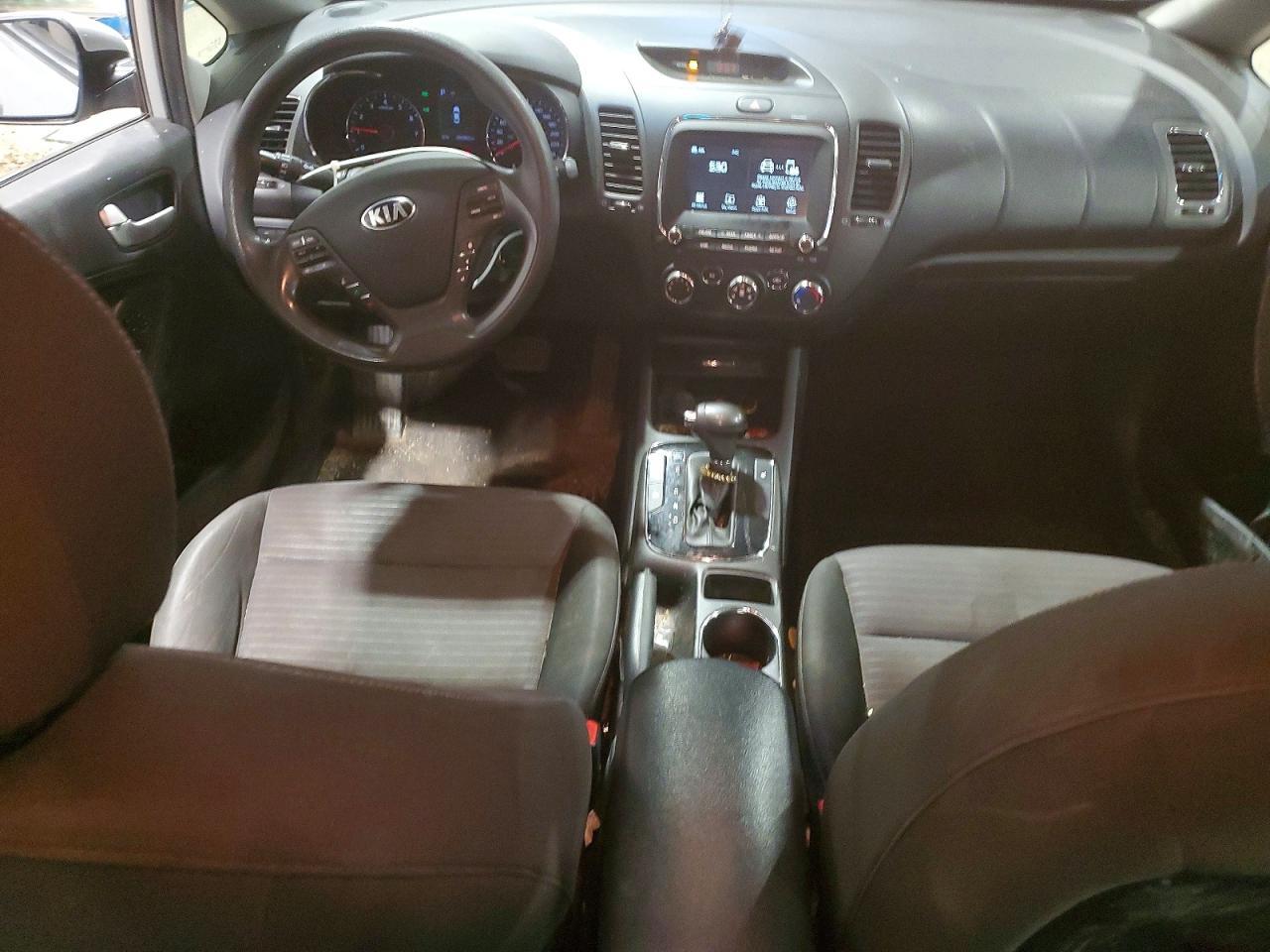 2017 KIA FORTE