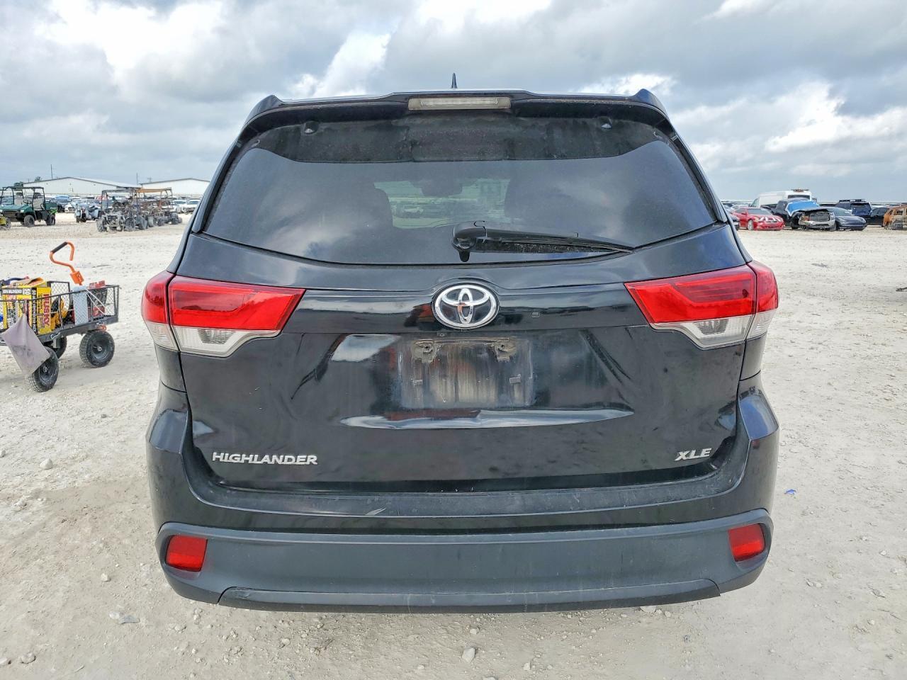2019 TOYOTA HIGHLANDER