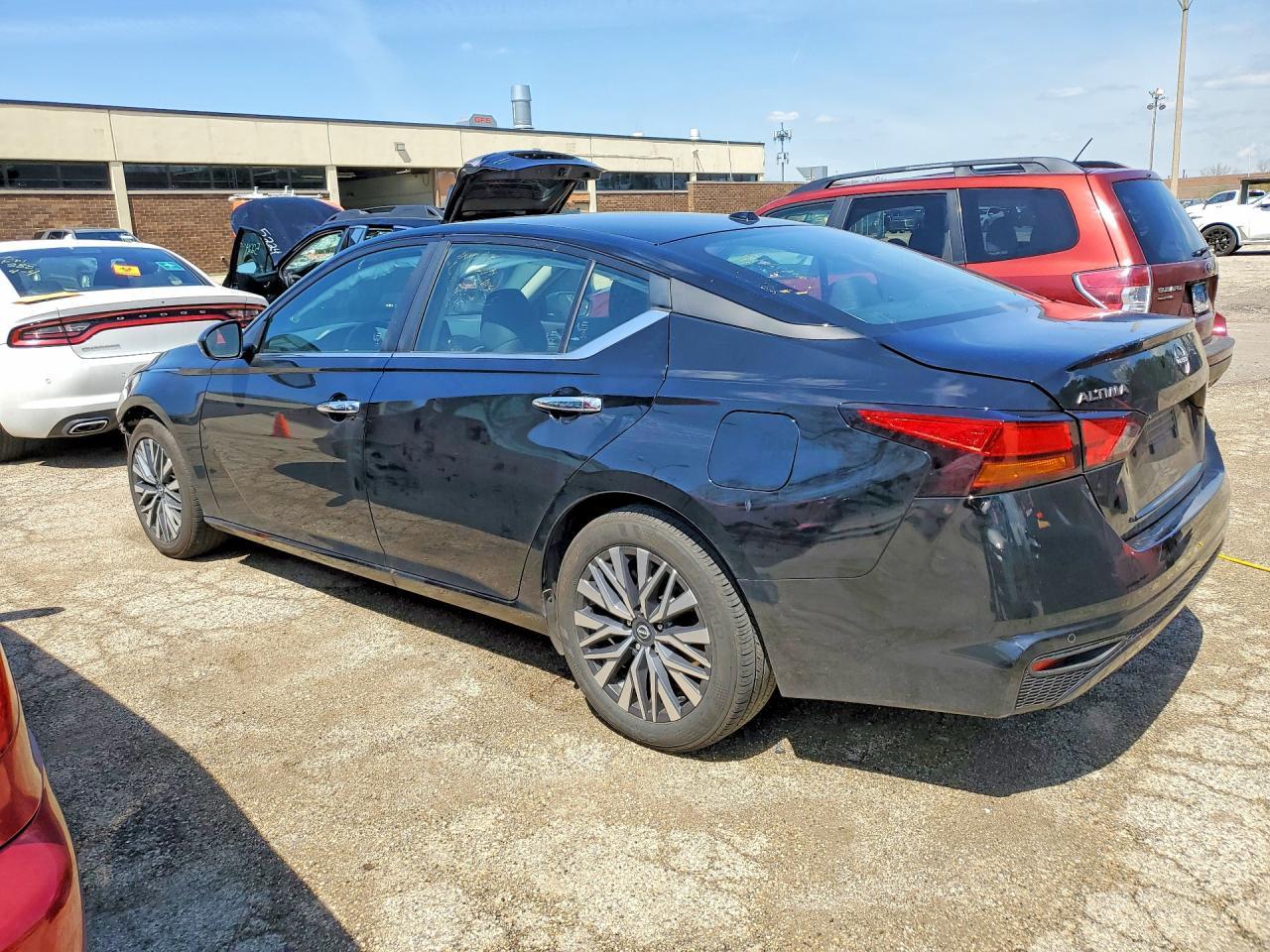 2025 NISSAN ALTIMA
