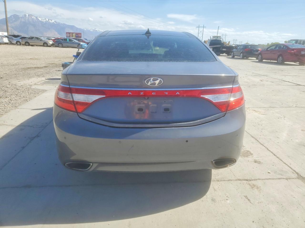 2012 HYUNDAI Azera