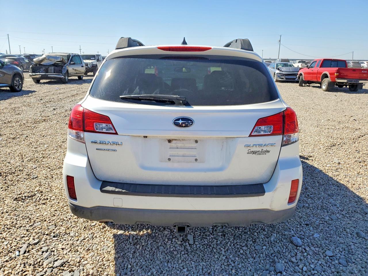 2013 SUBARU Outback