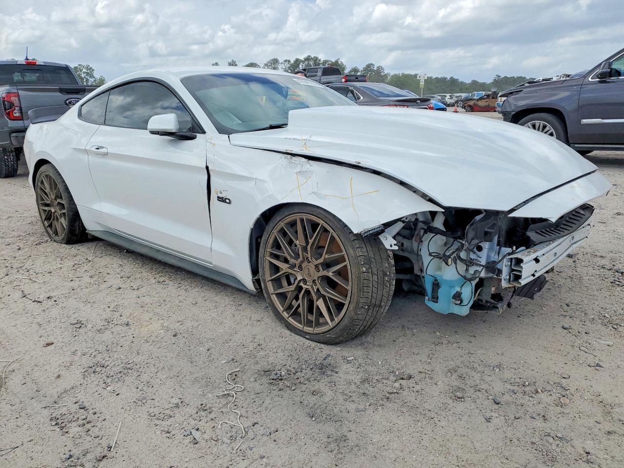 2019 FORD MUSTANG