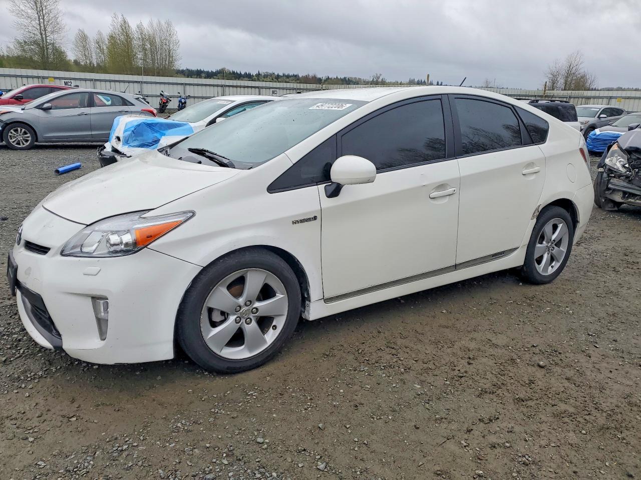 2013 TOYOTA PRIUS