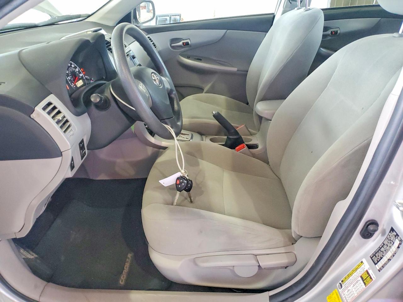 2013 TOYOTA COROLLA