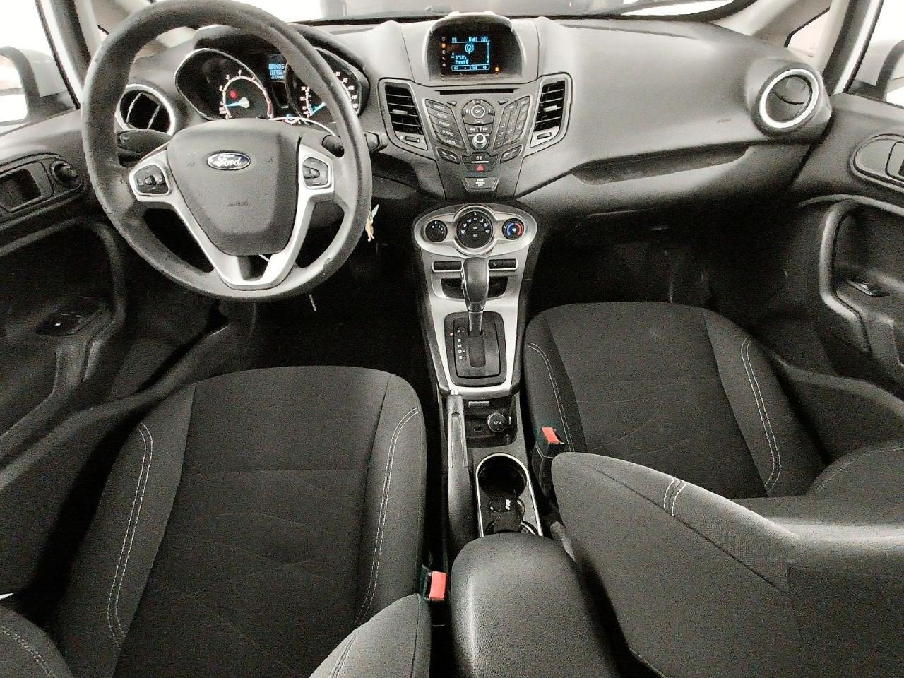 2017 FORD Fiesta