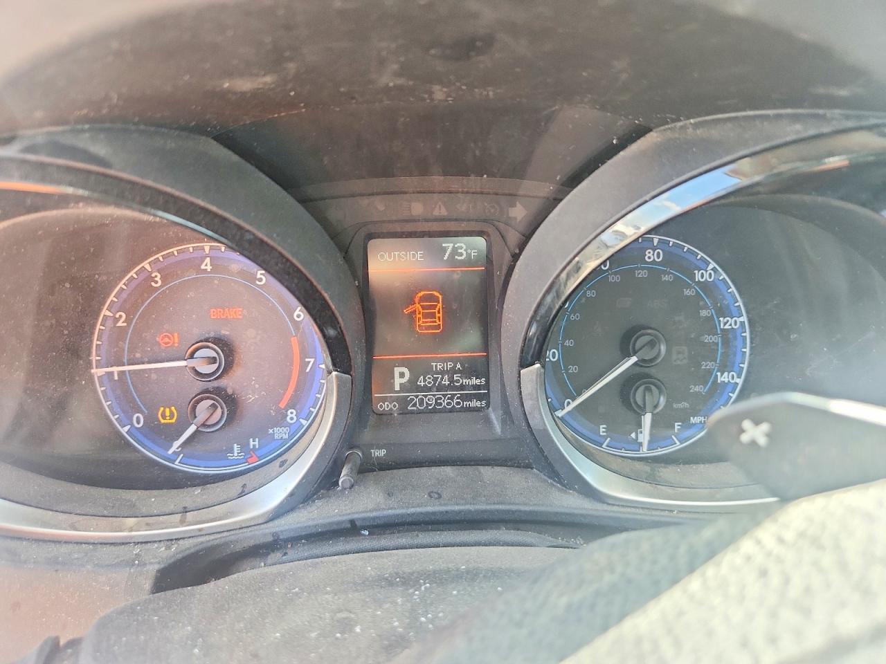 2015 TOYOTA COROLLA