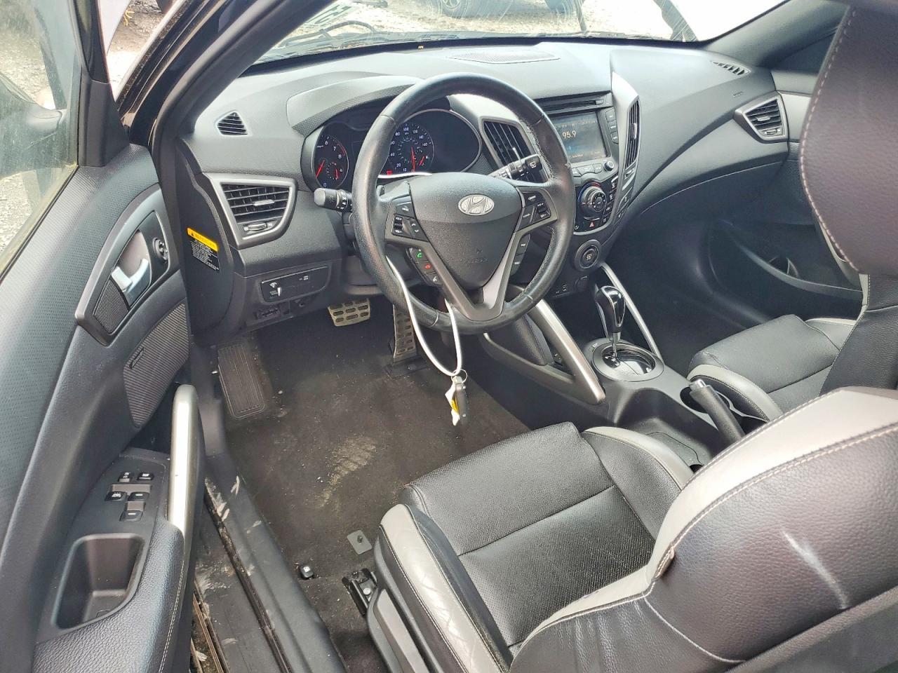 2016 HYUNDAI VELOSTER