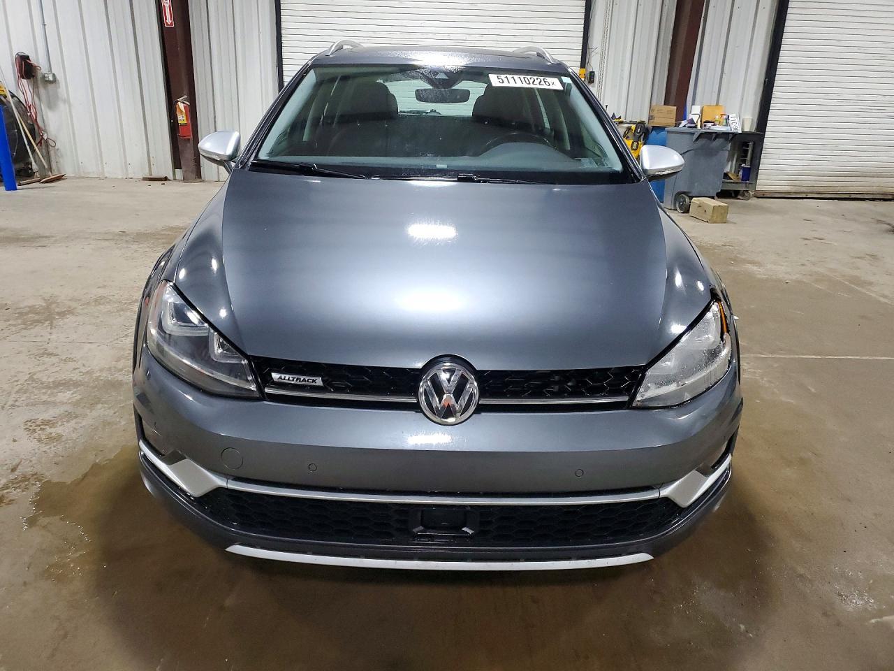 2017 VOLKSWAGEN Golf Alltrack