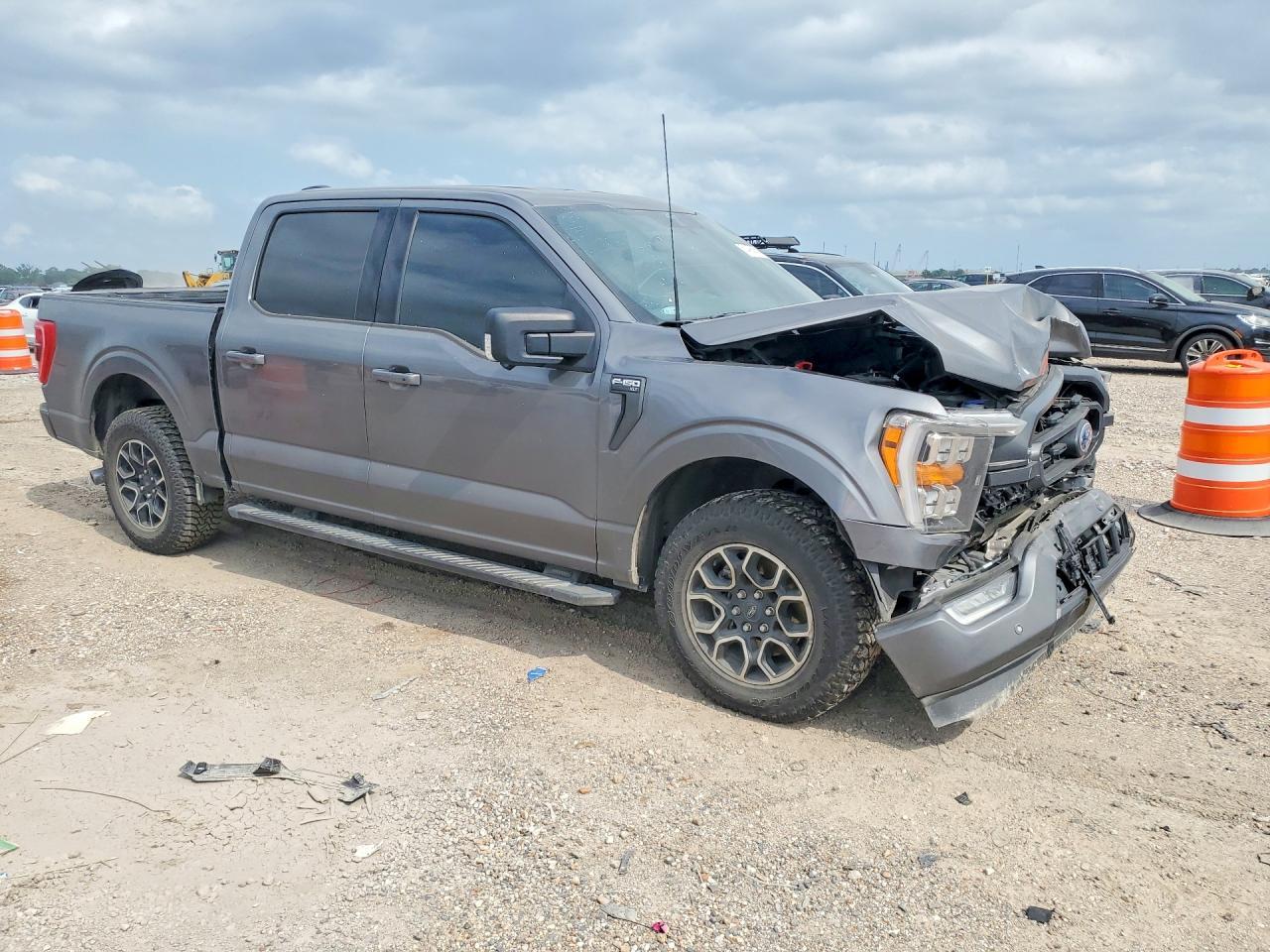 2022 FORD F-150 Lightning