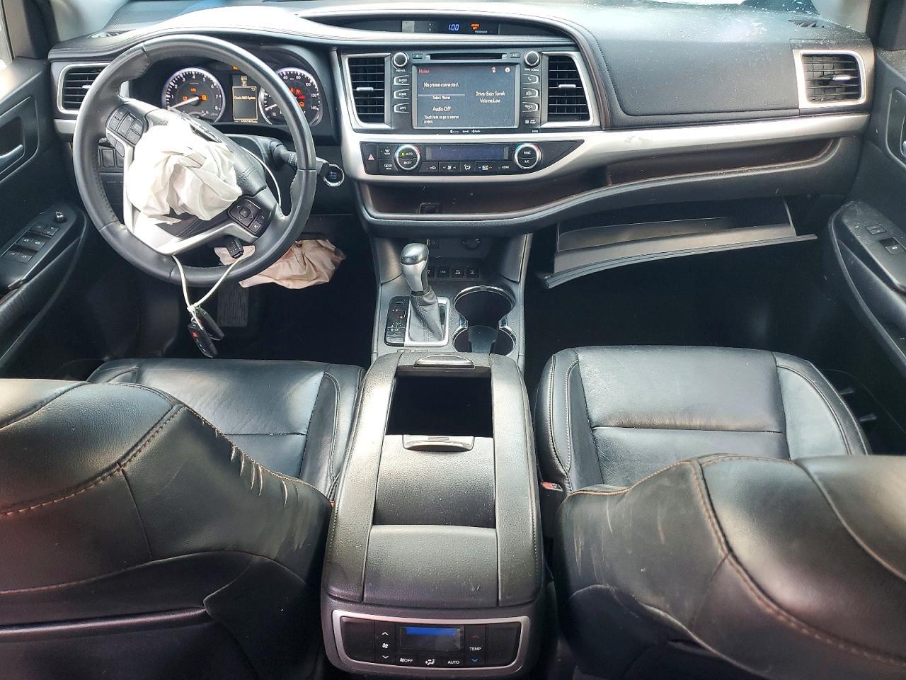 2016 TOYOTA HIGHLANDER